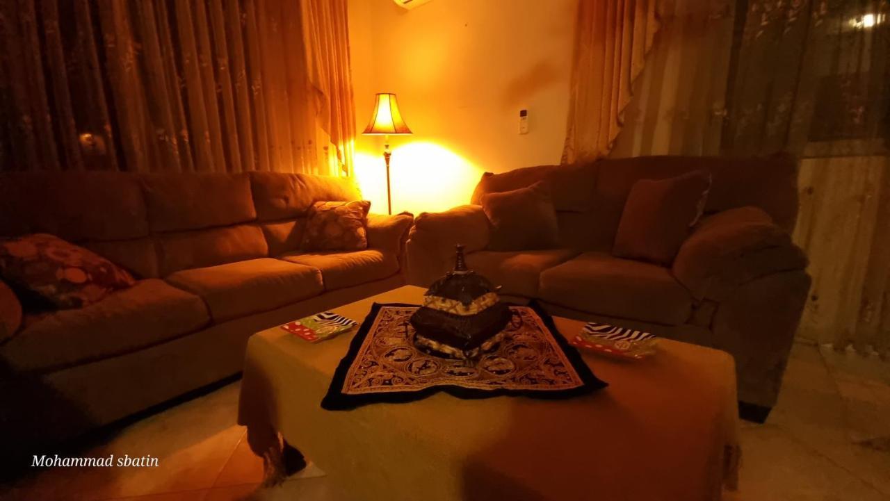Sbatin Hotel Madaba Buitenkant foto