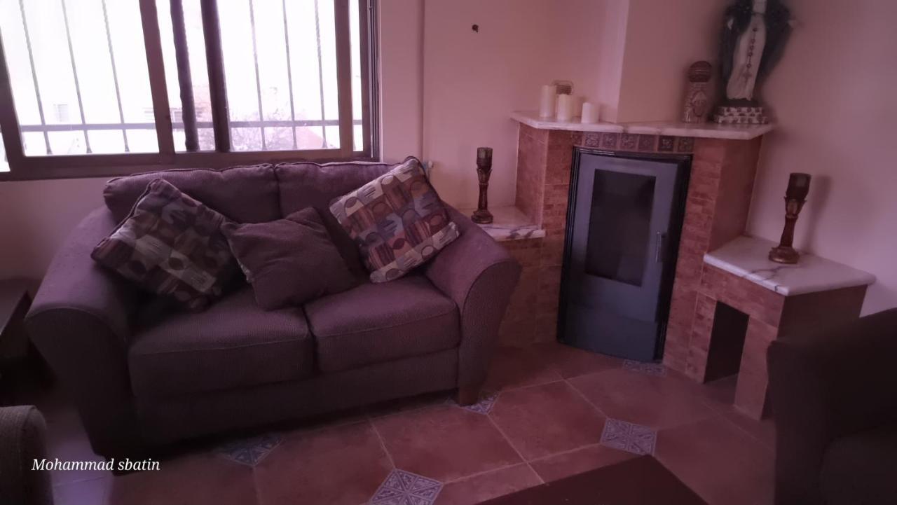 Sbatin Hotel Madaba Buitenkant foto